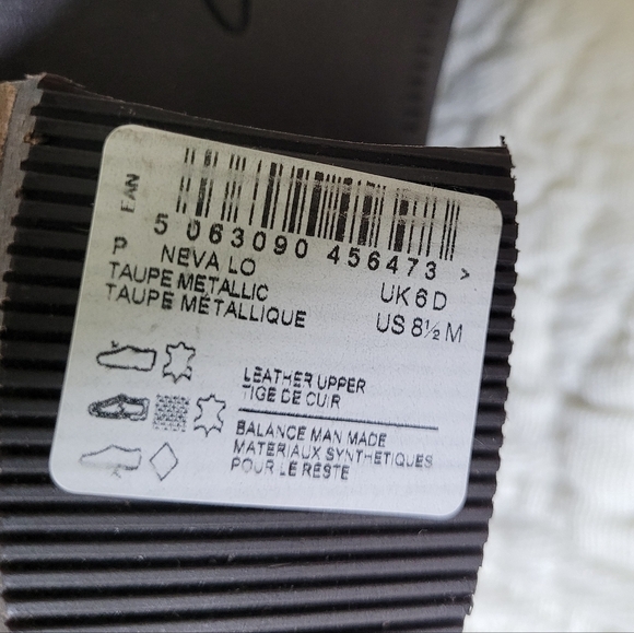 Clarks Neva Lo Metallic Taupe Leather Ankle Boots NWOB Women's Size 8.5 Fall - Picture 10 of 10